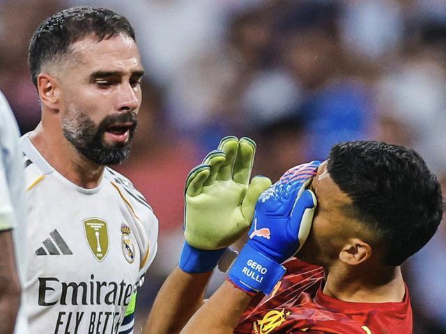 对手, 自己打远射 对手, 自己打远射